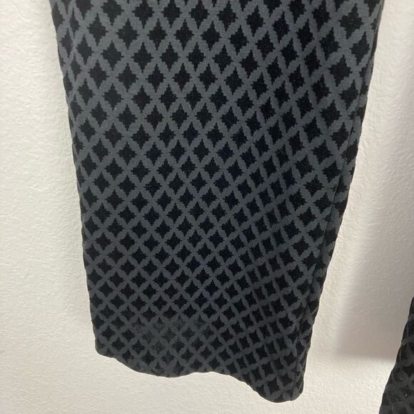 Crown & Ivy evening holiday black velvet patterned pull on pants w/ pockets❤️ - Picture 2 of 10